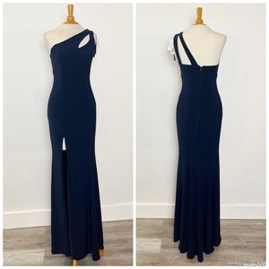 AQUA One-Shoulder Gown